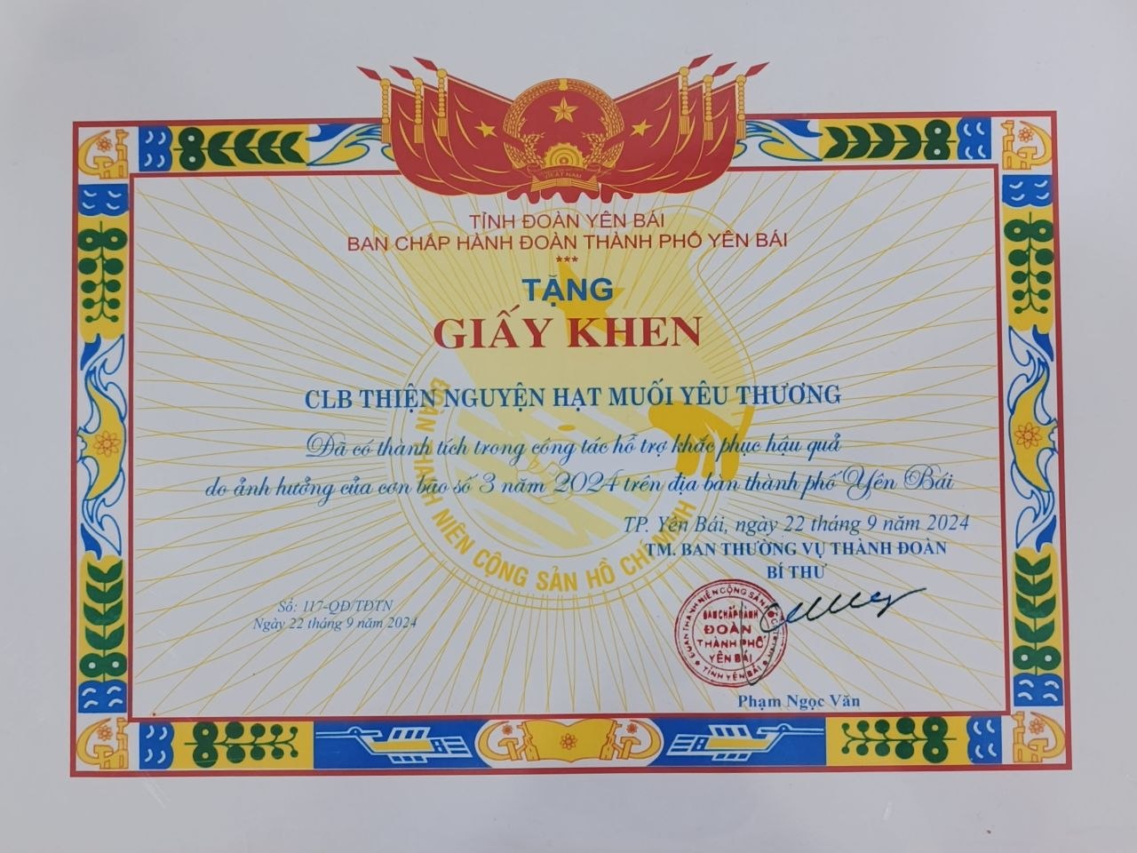 Giấy khen ghi nhận hoạt động của Hạt Muối Yêu Thương